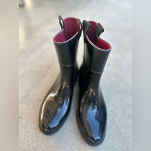 Hilfiger Black Glossy Ankle Boots size6